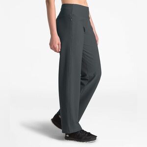 The North Face FlashDry Women's Everyday High-Rise Pants. Size Small. Asphalt